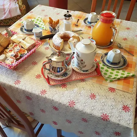 Alojamento de Acomodação e Pequeno-almoço Malibu