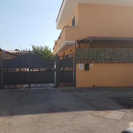 Malibu Alojamento de Acomodação e Pequeno-almoço 2*