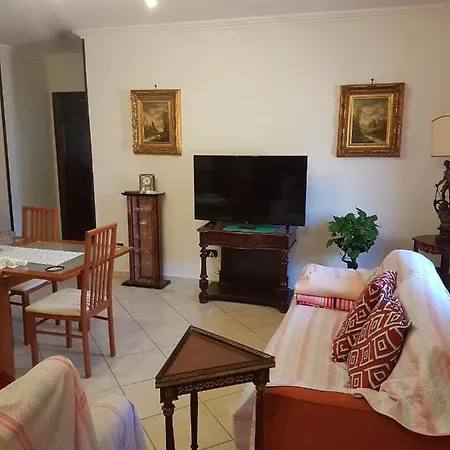 Bed & Breakfast Malibu 2*