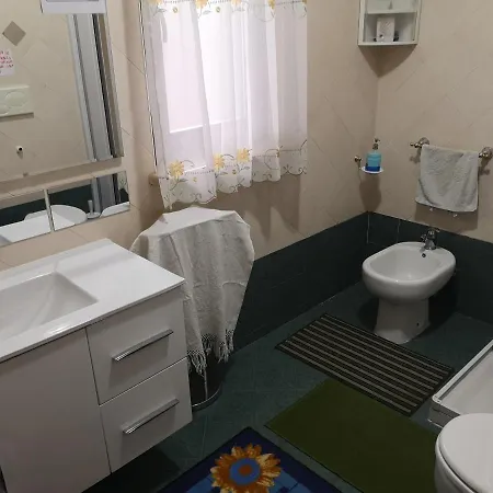 Bed & Breakfast Malibu 2*